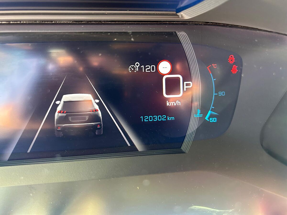 PEUGEOT 2008 GT 1.2 E-THP AUTO SPANISH LHD IN SPAIN 75000 MILES SUPERB 2021